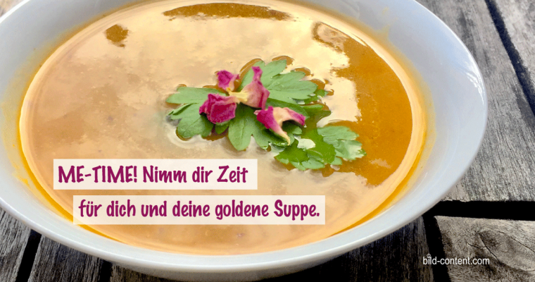 Einfach & vegan: goldene Gemüsesuppe